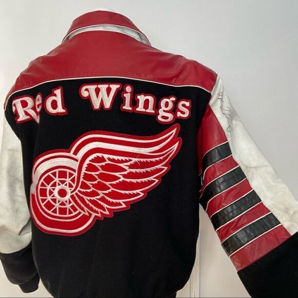 Retro Leather Red Wings Varsity Jacket 1995 Signed - Picture 5 of 16